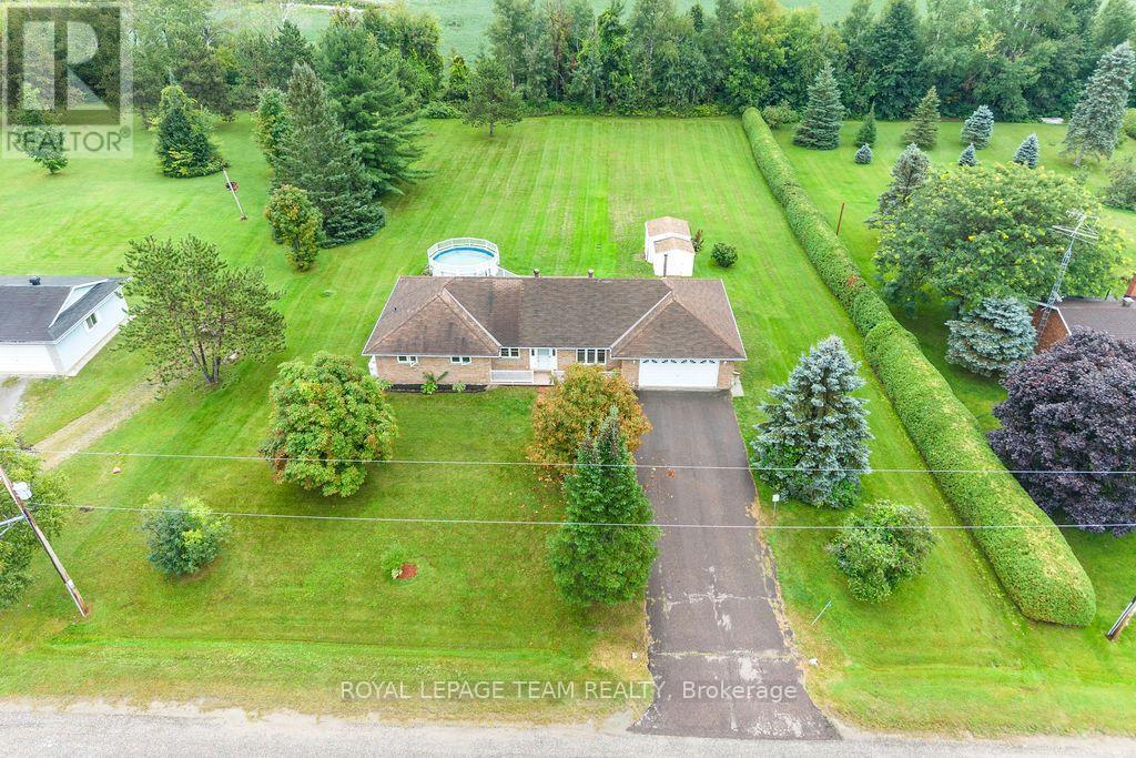 MLS® listing #30223841 for sale located at 13 SPRINGFIELD DRIVE