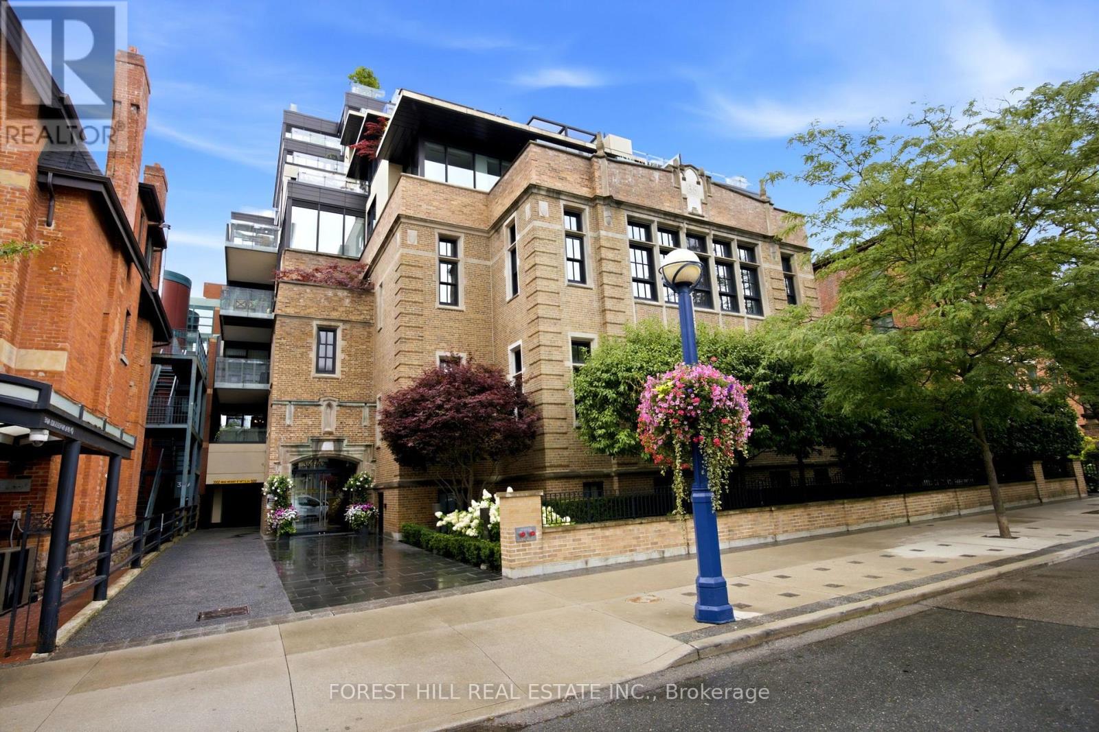 MLS® listing #30223945 for sale located at 4C - 36 HAZELTON AVENUE