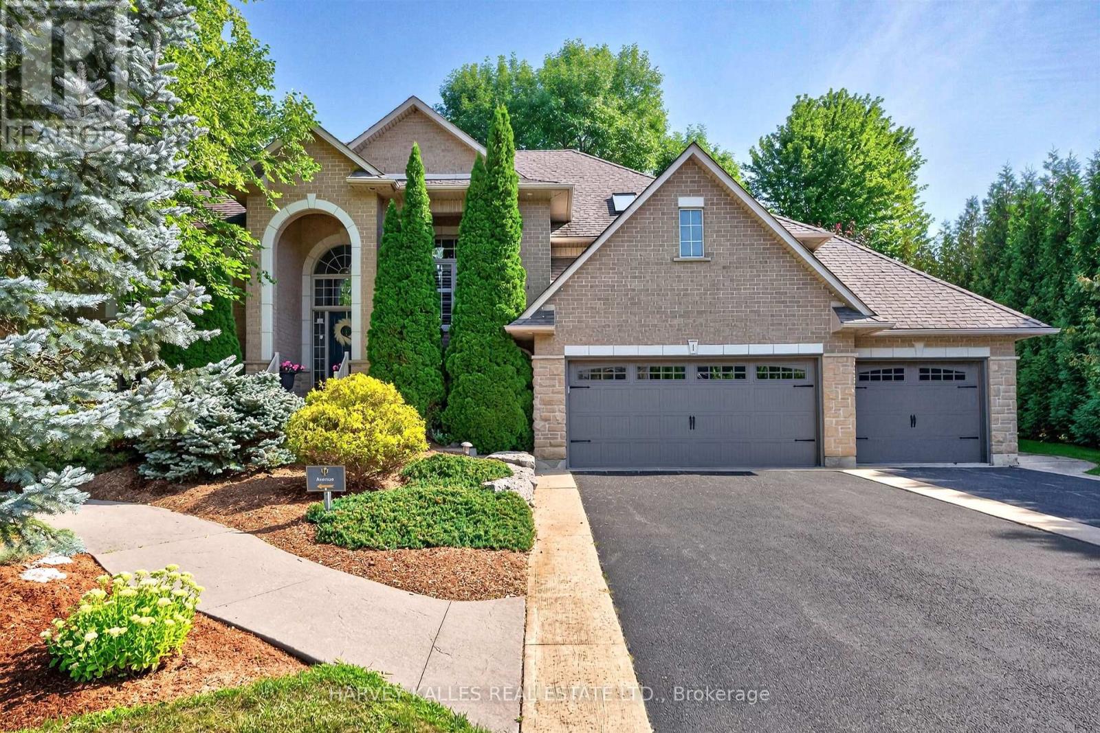MLS® listing #30224262 for sale located at 1 FRANKS LANE
