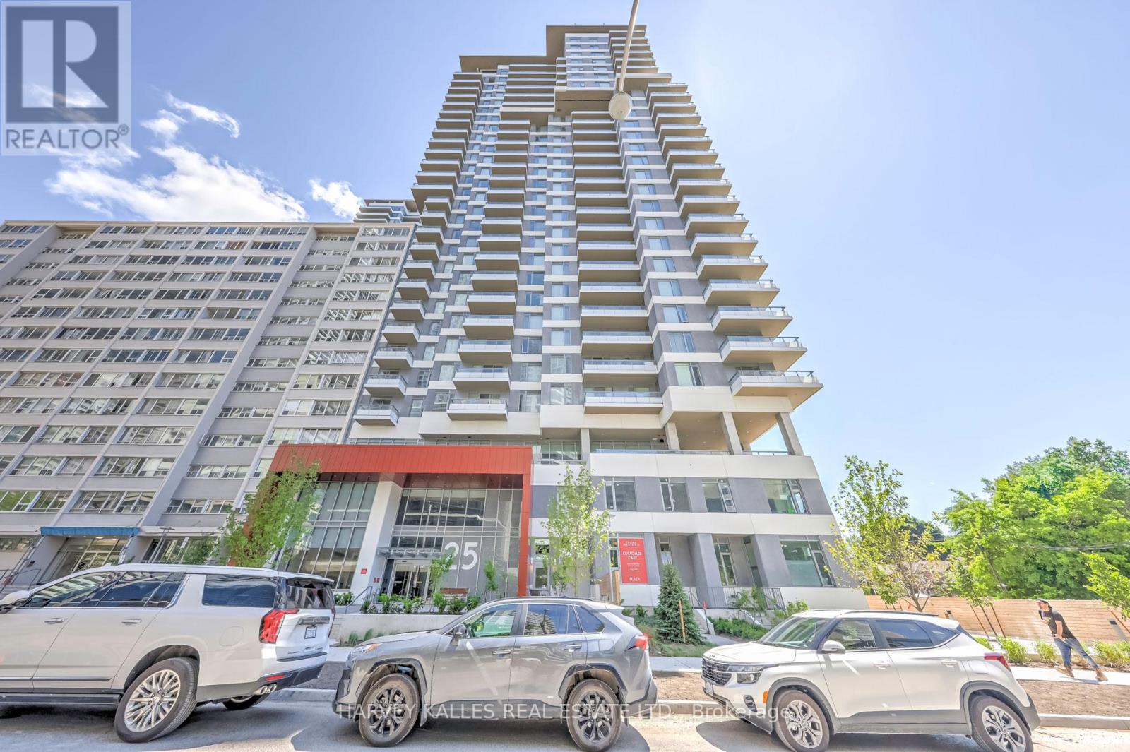 MLS® listing #30224608 for sale located at PH03 - 25 HOLLY STREET