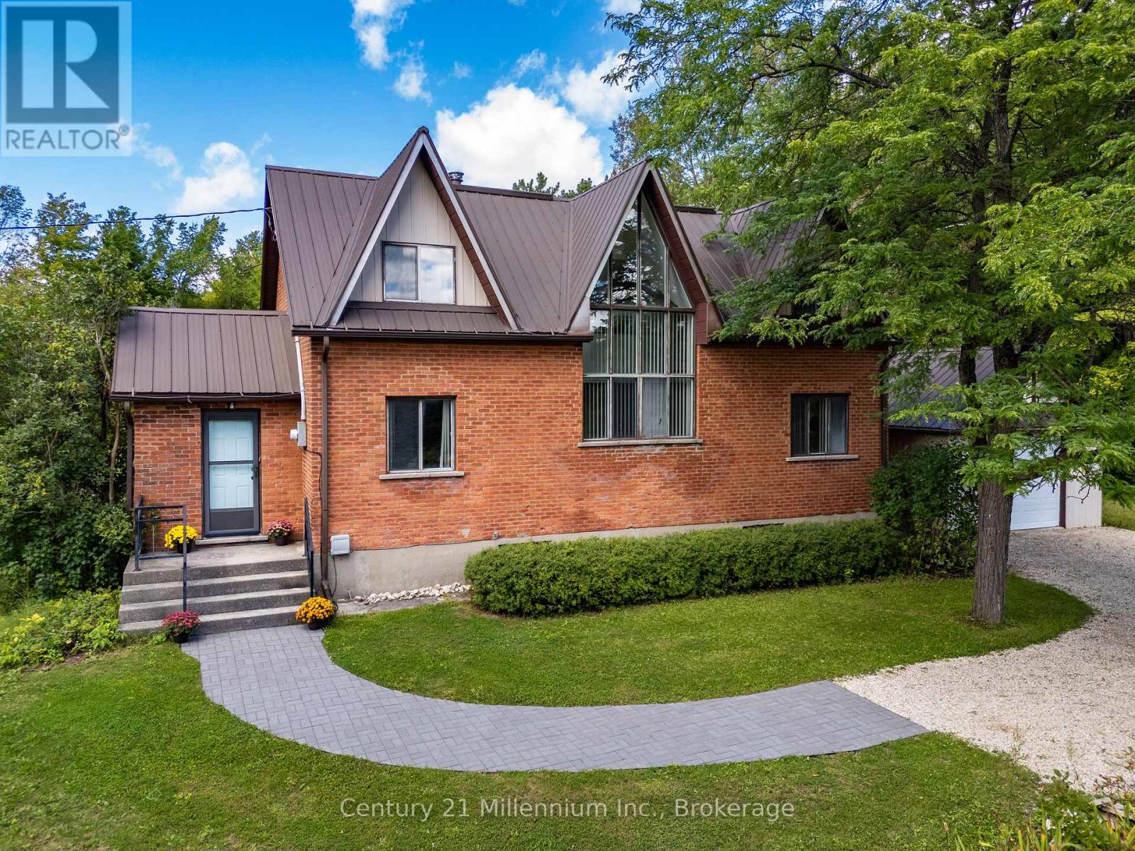 MLS® listing #30224666 for sale located at 425005 IRISH LAKE ROAD