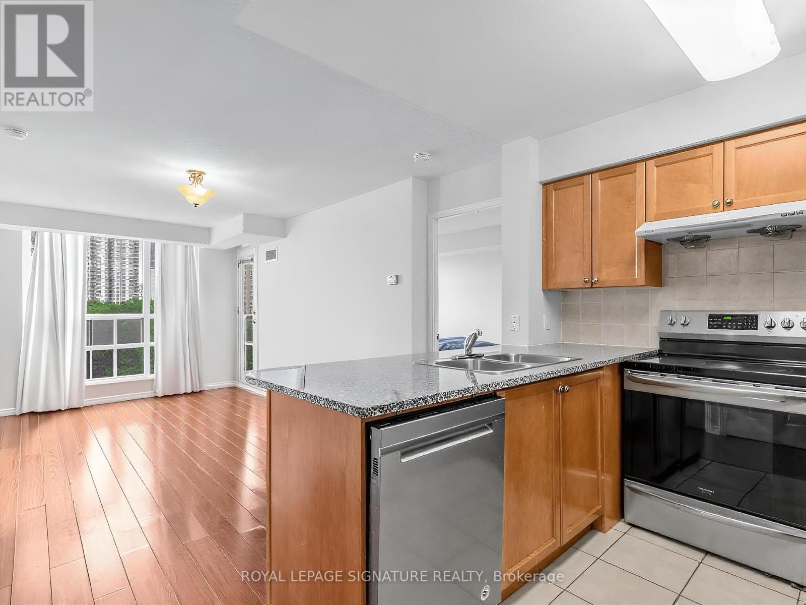 MLS® listing #30226131 for sale located at 1512 - 68 GRANGEWAY AVENUE