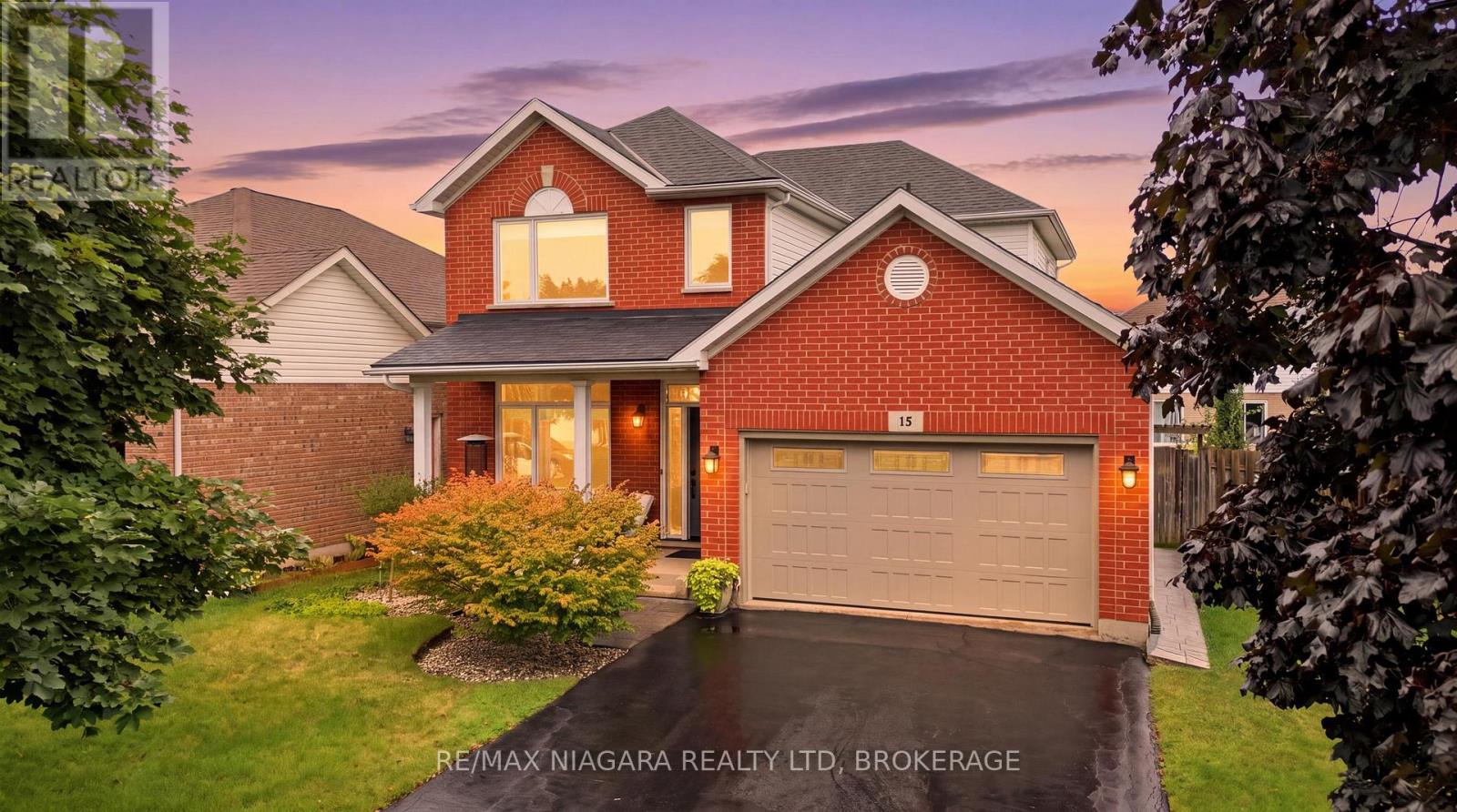 MLS® listing #30226427 for sale located at 15 COZOCAR CRESCENT
