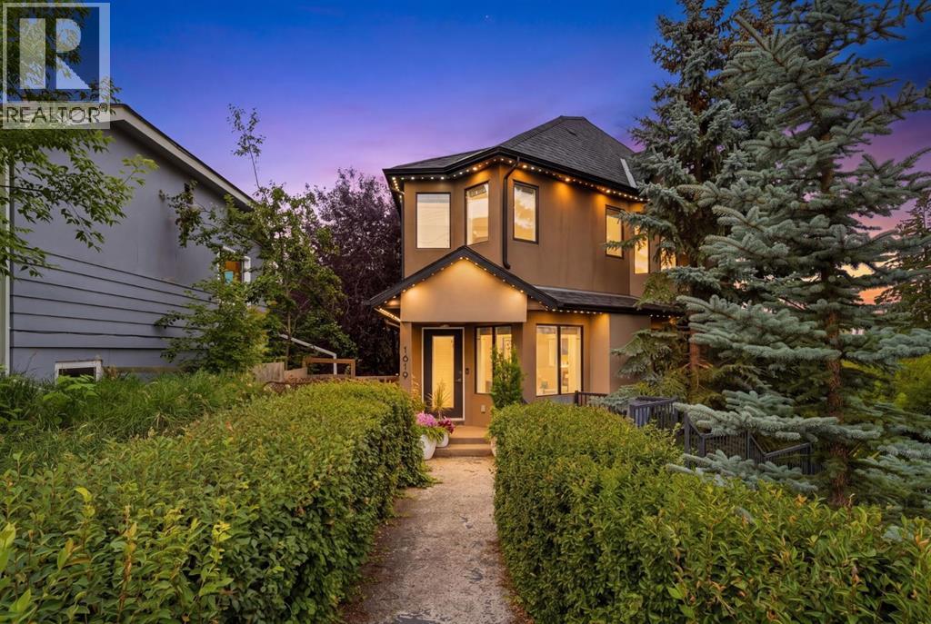 MLS® listing #30227956 for sale located at 1619 24 Avenue SW