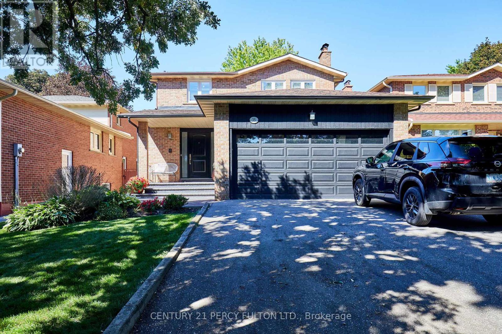 MLS® listing #30228725 for sale located at 35 ASHLAND CRESCENT