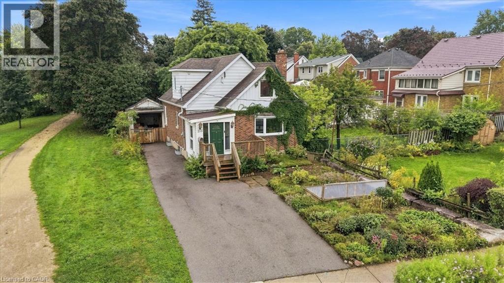 MLS® listing #30228878 for sale located at 233 MANSION Street