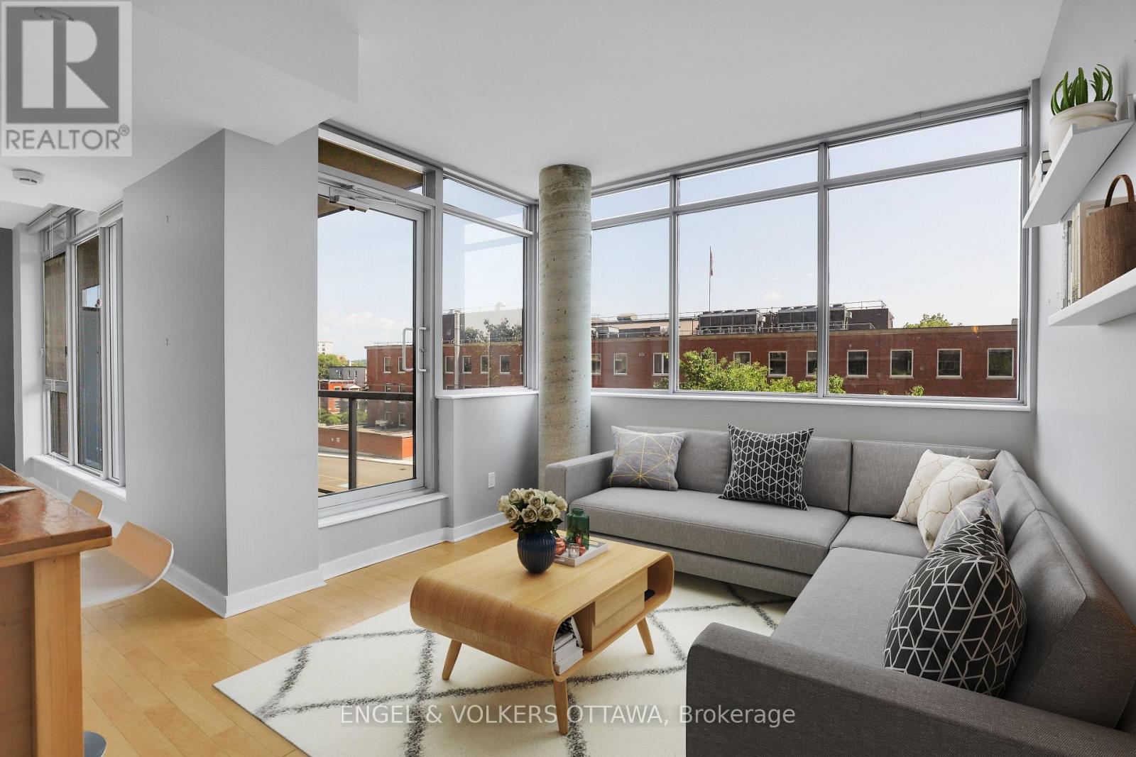 MLS® listing #30229767 for sale located at 406 - 383 CUMBERLAND STREET