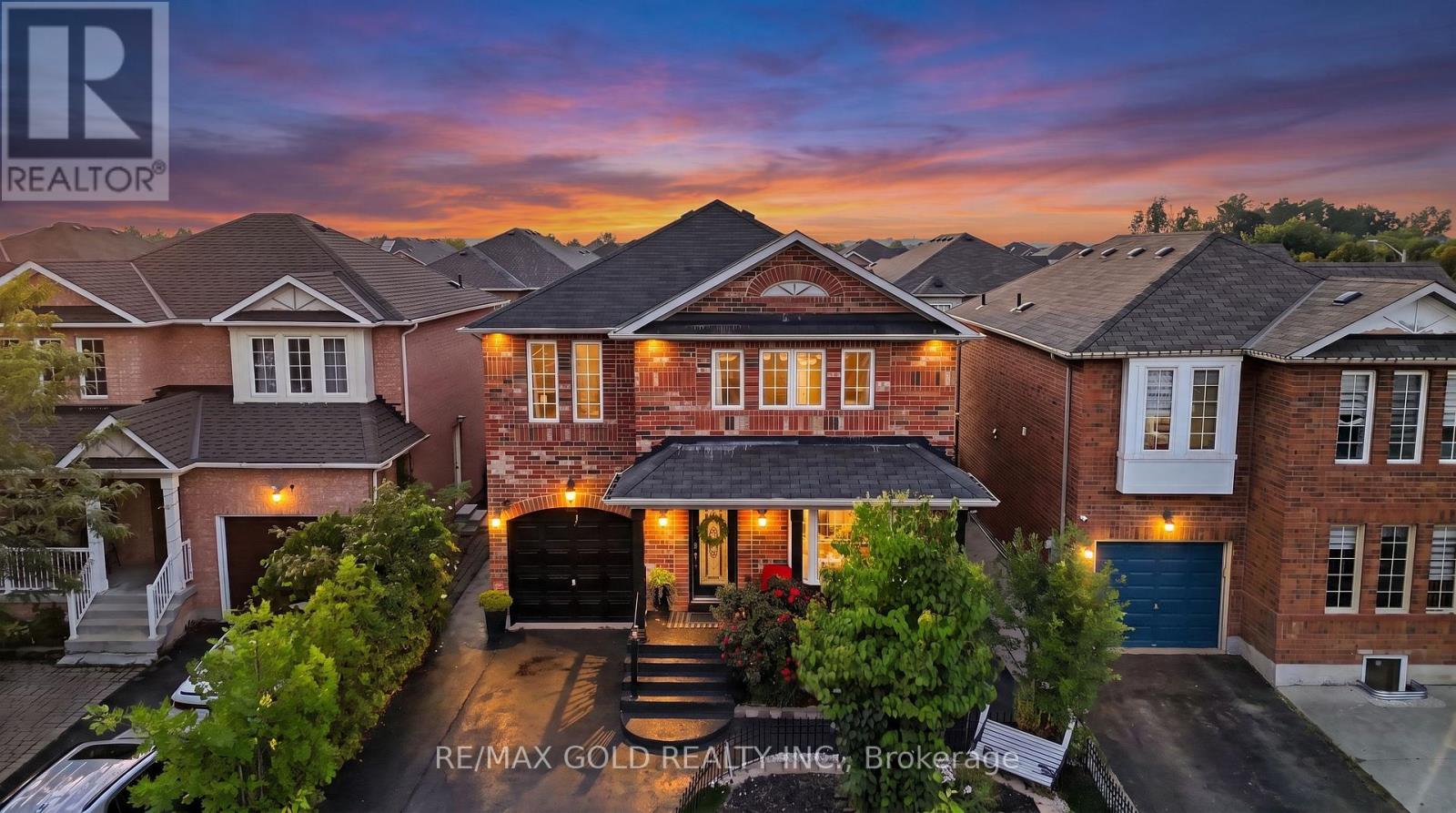 MLS® listing #30229798 for sale located at 30 SCHOONER DRIVE