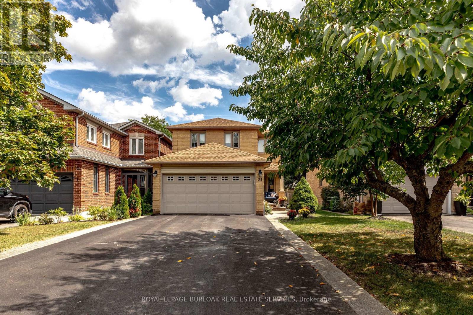 MLS® listing #30230043 for sale located at 31 GRINDSTONE WAY