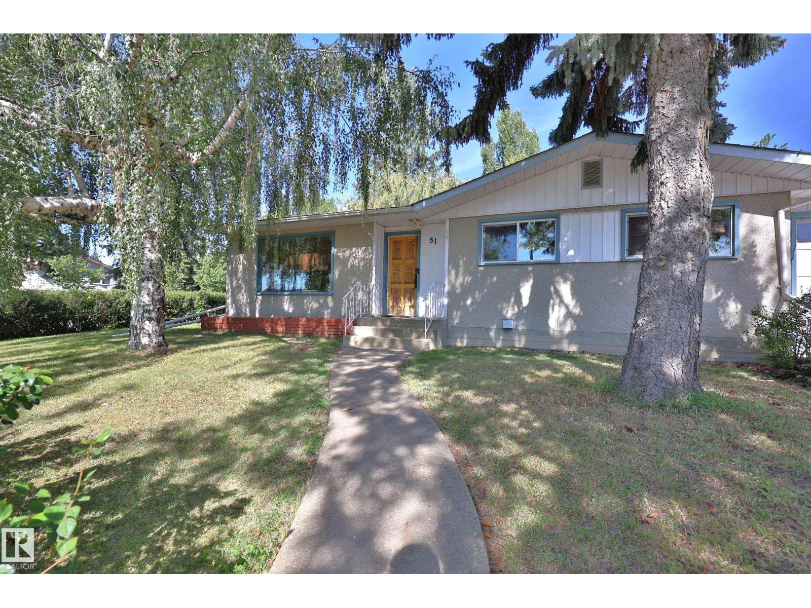MLS® listing #30230055 for sale located at 51 SHERIDAN DR
