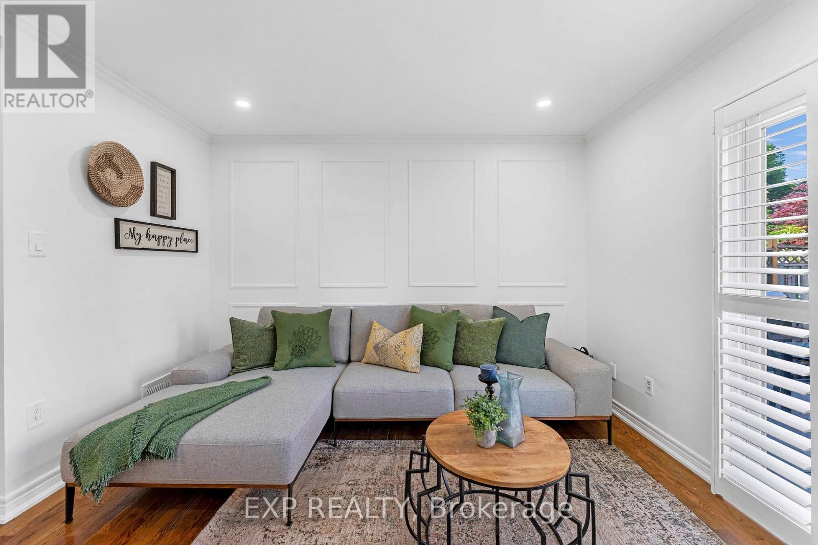 MLS® listing #30230389 for sale located at UPPER - 42 FIELDNEST CRESCENT