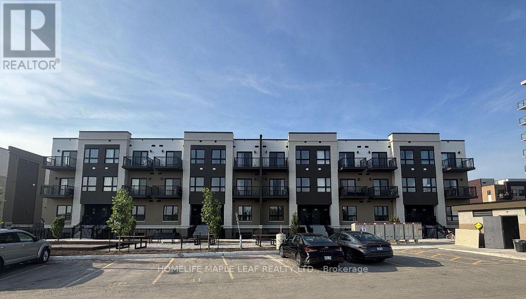 MLS® listing #30232962 for sale located at Q7 - 25 PALACE STREET