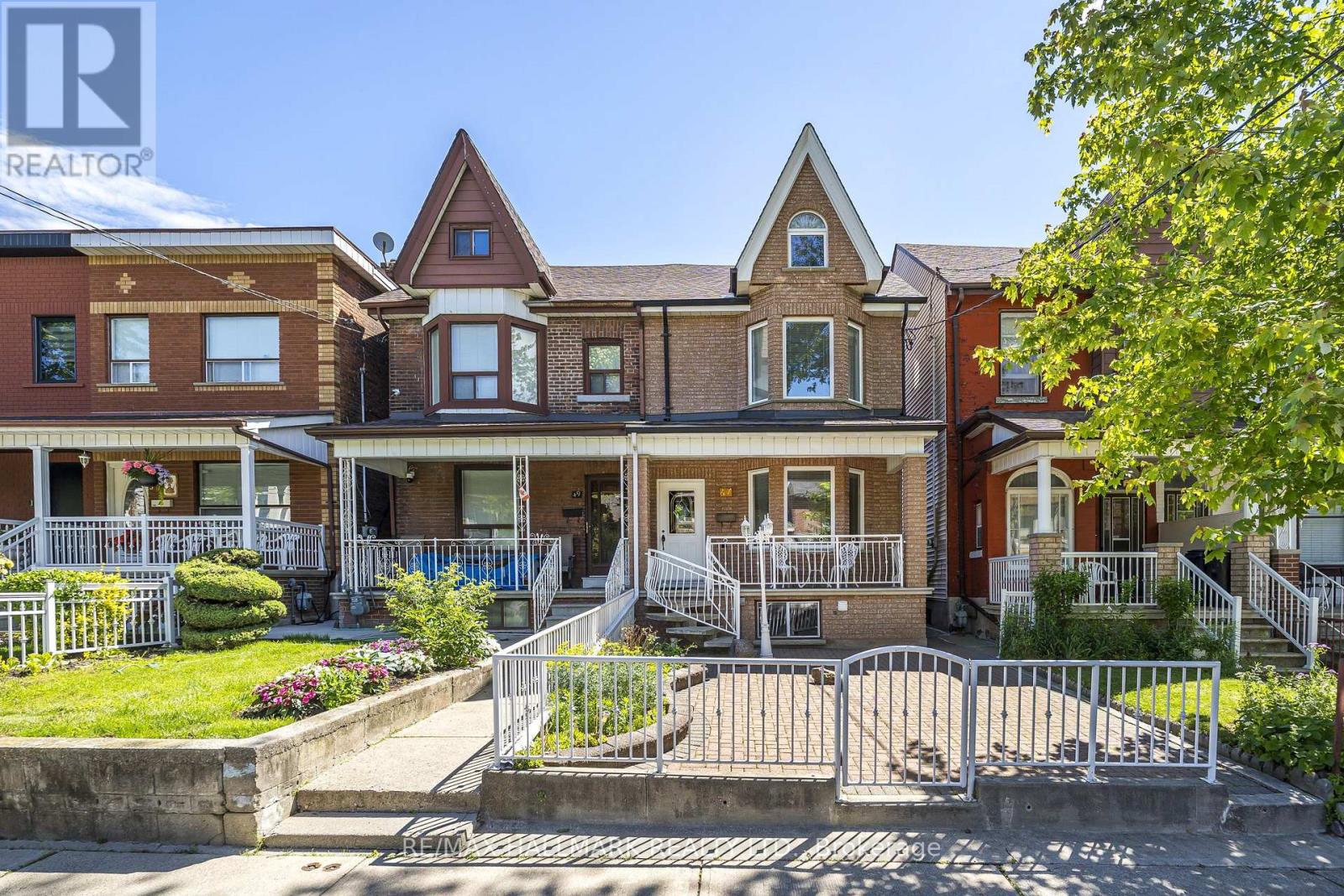 MLS® listing #30233822 for sale located at 47 MONTROSE AVENUE