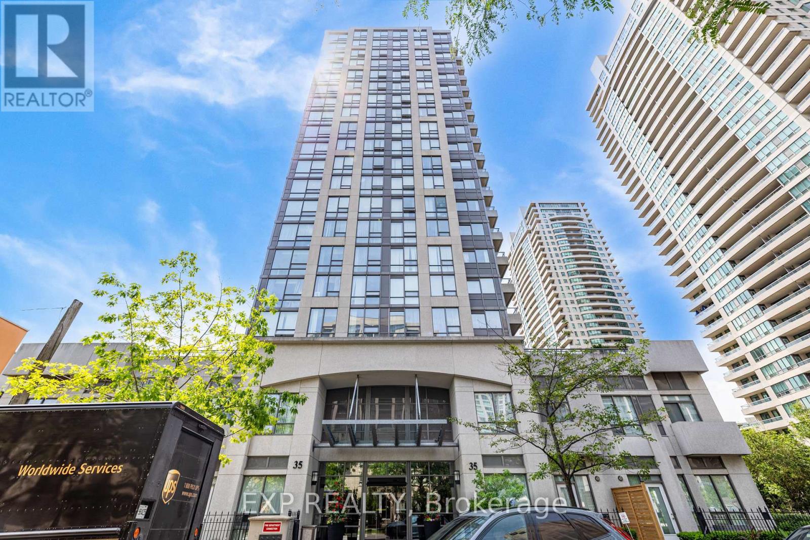 MLS® listing #30233895 for sale located at 311 - 35 HOLLYWOOD AVENUE