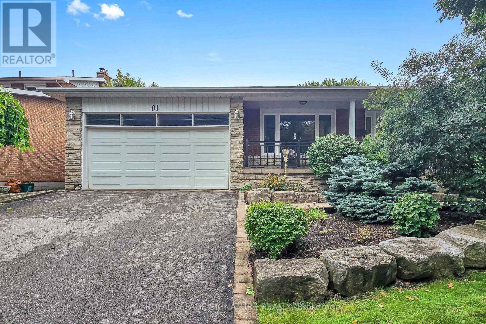 MLS® listing #30233898 for sale located at 91 HOLMCREST TRAIL