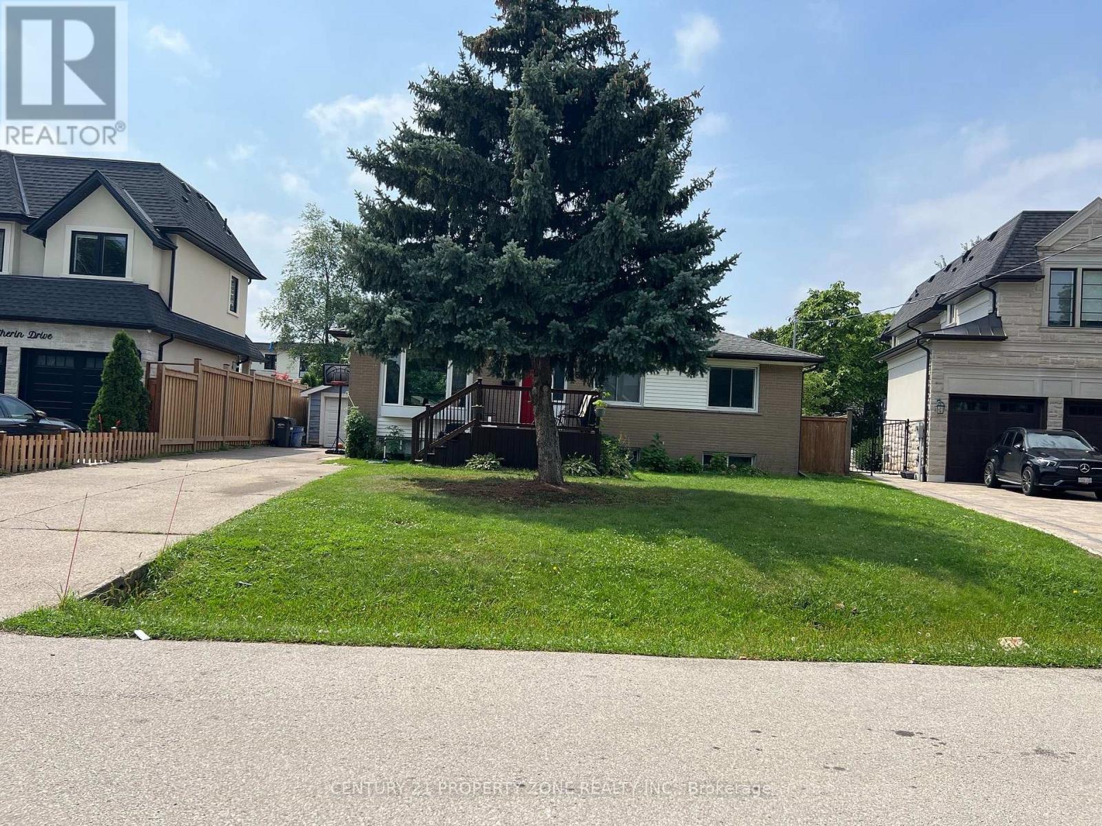 MLS® listing #30233944 for sale located at 556 SHERIN DRIVE