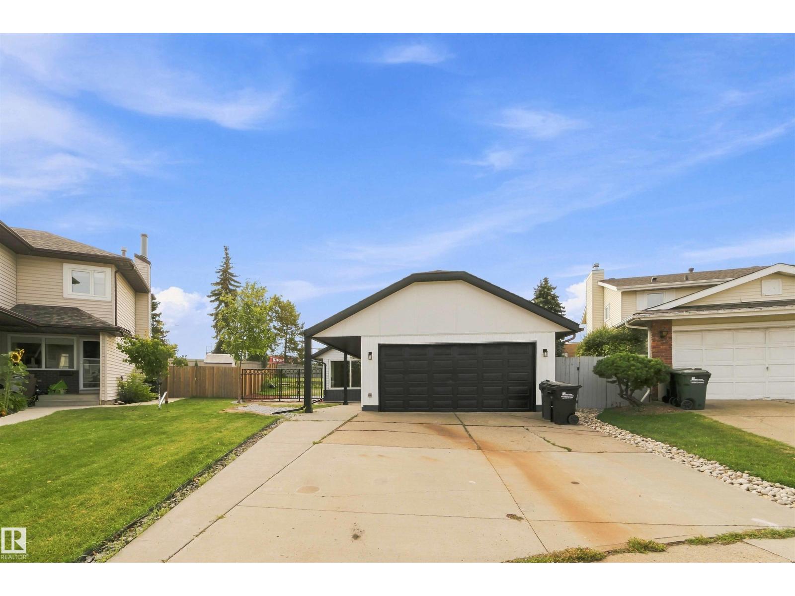 MLS® listing #30233948 for sale located at 43 VENTNOR PL