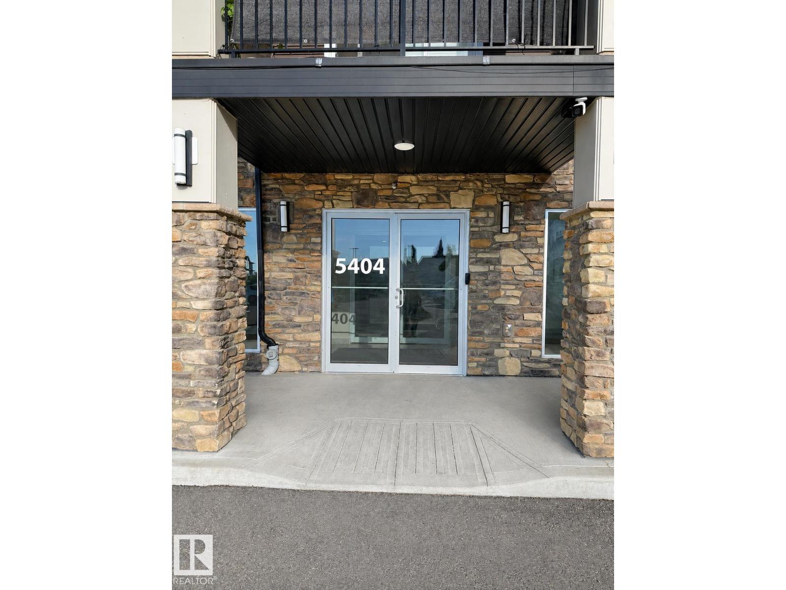 MLS® listing #30233950 for sale located at #112 5404 7 AV SW