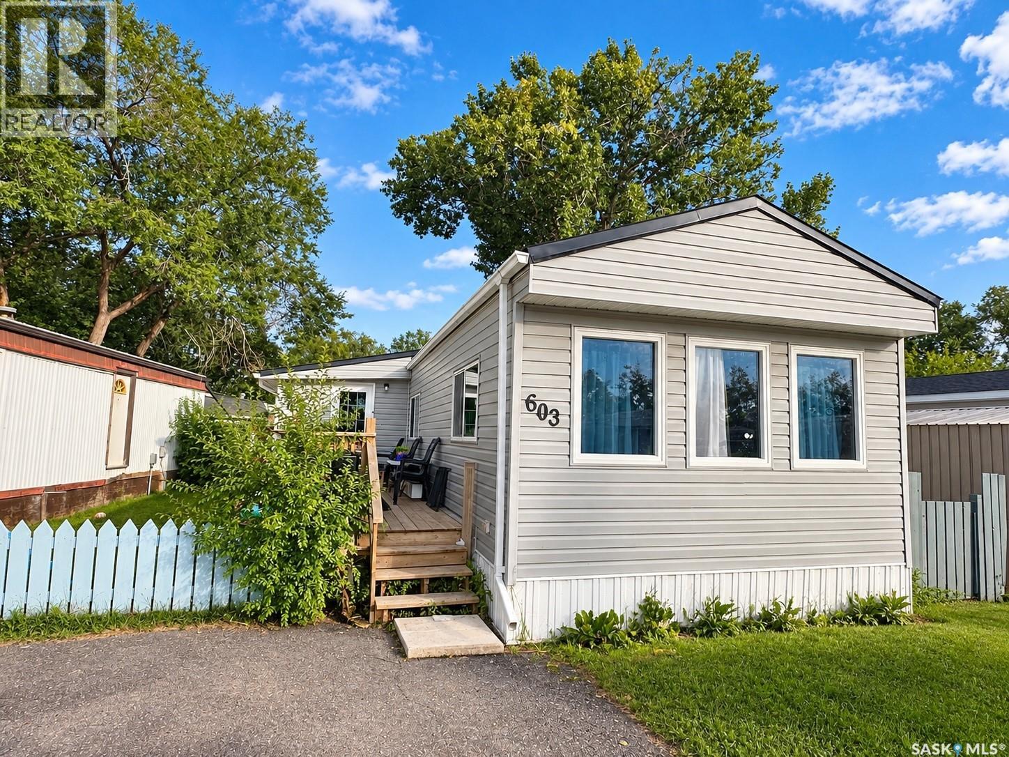 MLS® listing #30234045 for sale located at 603 1524 Rayner AVENUE