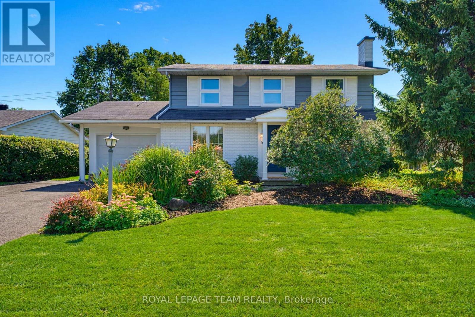 MLS® listing #30234247 for sale located at 115 BEAVER RIDGE