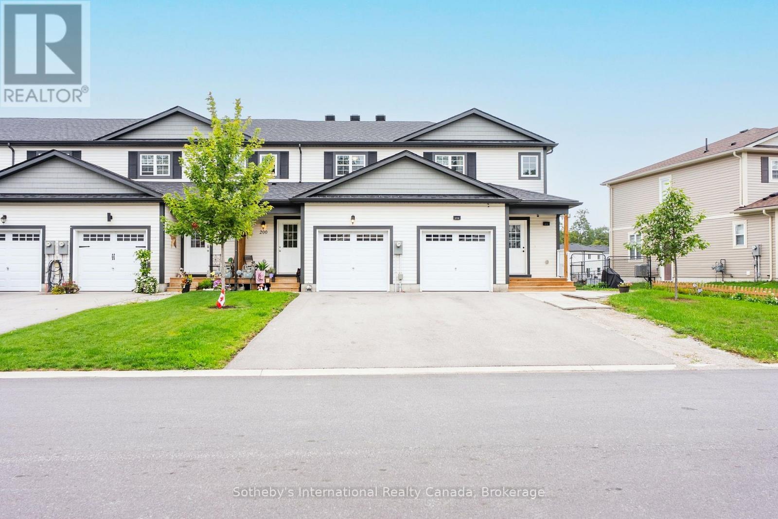 MLS® listing #30234266 for sale located at 200 DAFFODIL COURT
