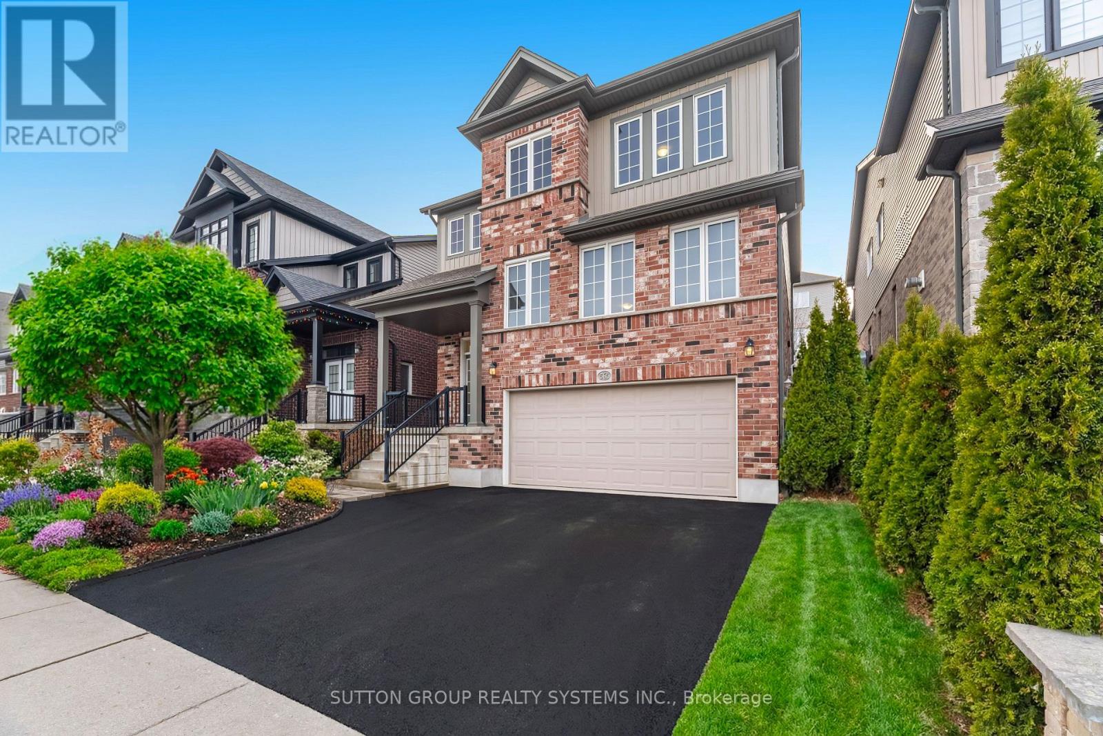 MLS® listing #30234692 for sale located at 565 SUNDEW DRIVE