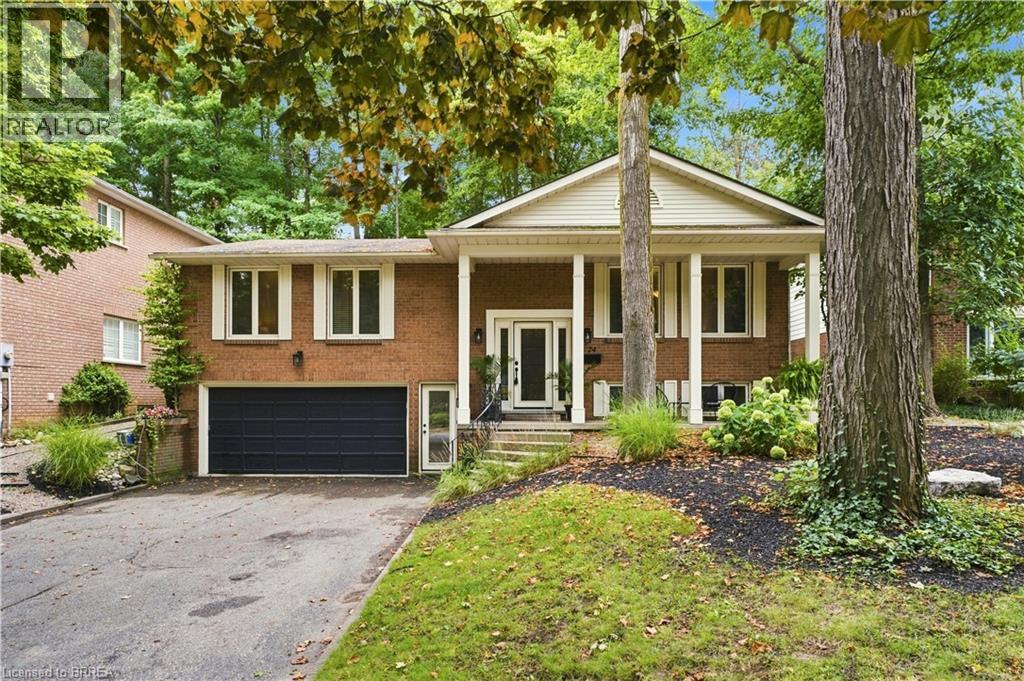 MLS® listing #30235093 for sale located at 24 PRIMROSE Path