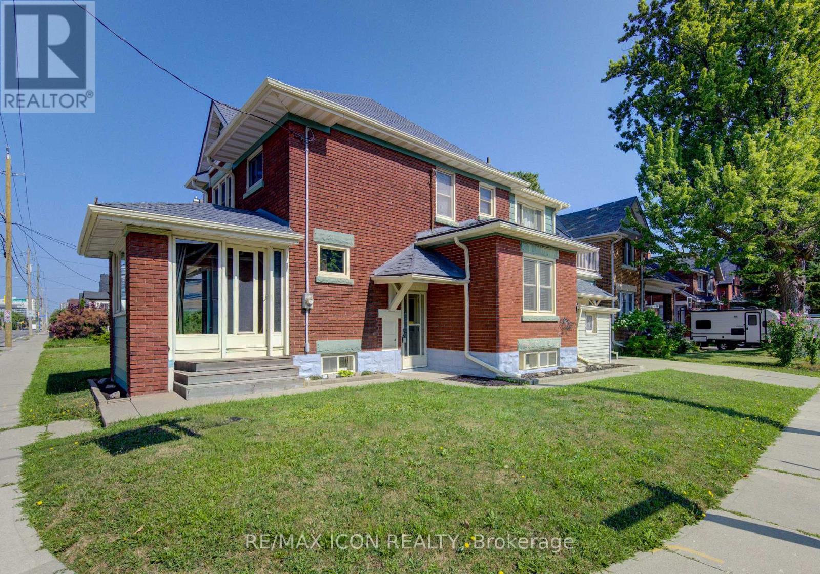MLS® listing #30235867 for sale located at 224 WEBER STREET E