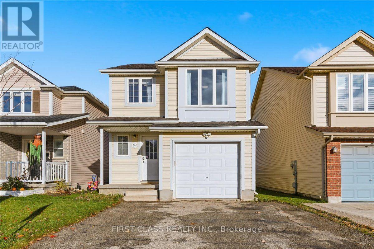 MLS® listing #30236289 for sale located at 724 ANGLER WAY