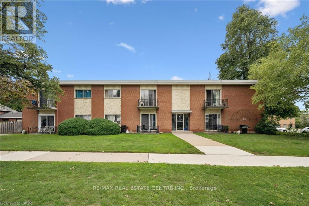 MLS® listing #30236293 for sale located at 25 WALTON AVENUE