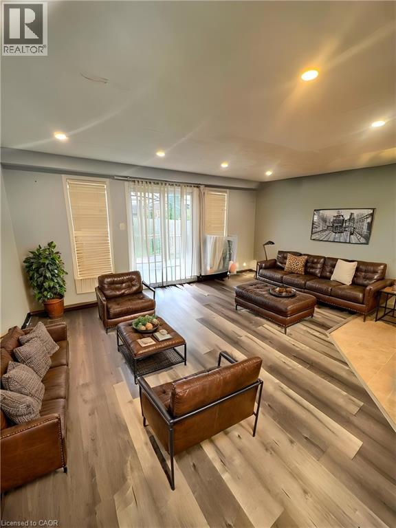 MLS® listing #30236805 for sale located at 717 ACTIVA Avenue