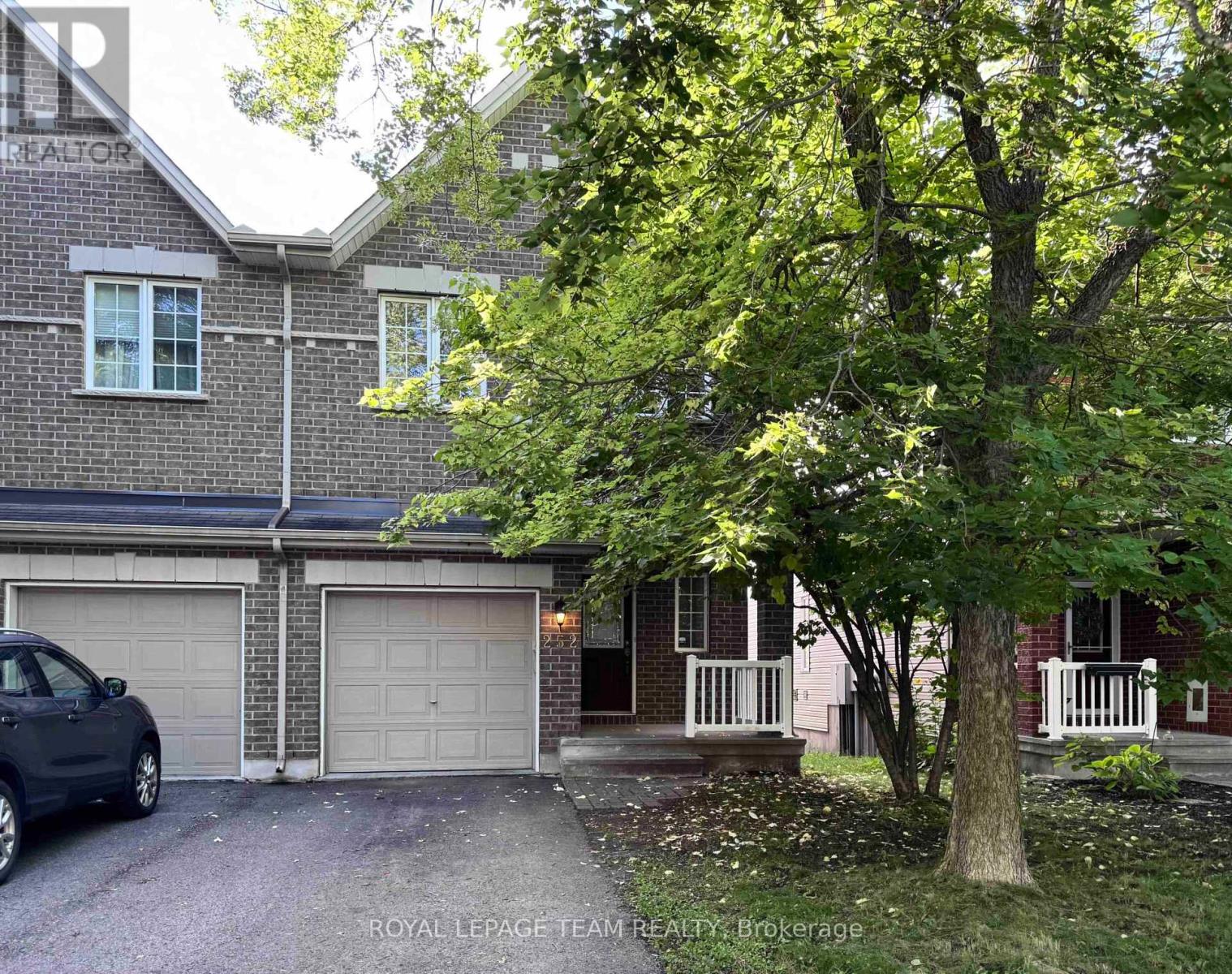 MLS® listing #30238873 for sale located at 252 TANDALEE CRESCENT
