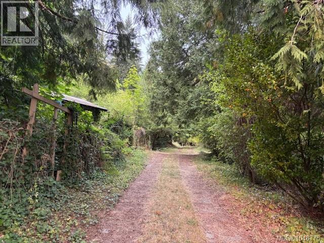 MLS® listing #30239348 for sale located at 13050 Thomas Rd