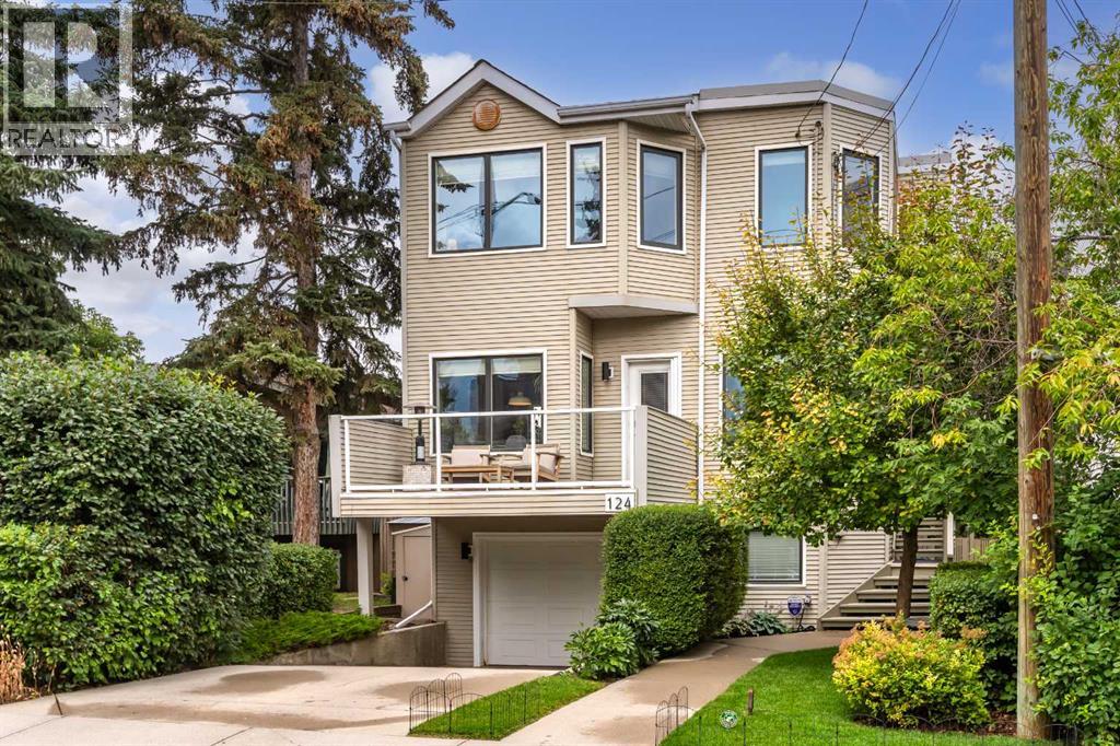 MLS® listing #30239829 for sale located at 124 38A Avenue SW
