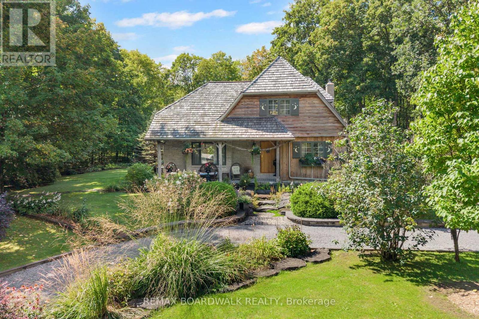 MLS® listing #30240042 for sale located at 431 GOLDEN LINE ROAD