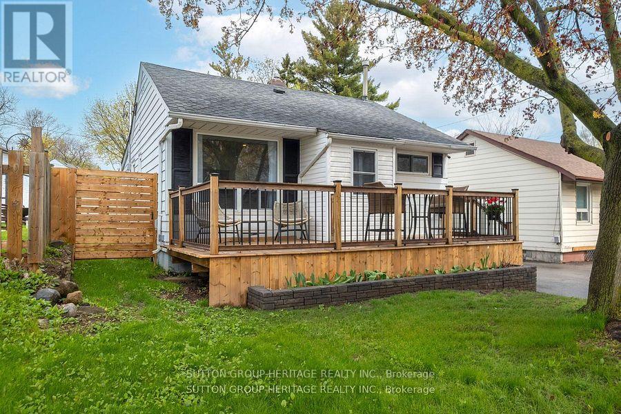 MLS® listing #30240425 for sale located at 34 MAPLE STREET