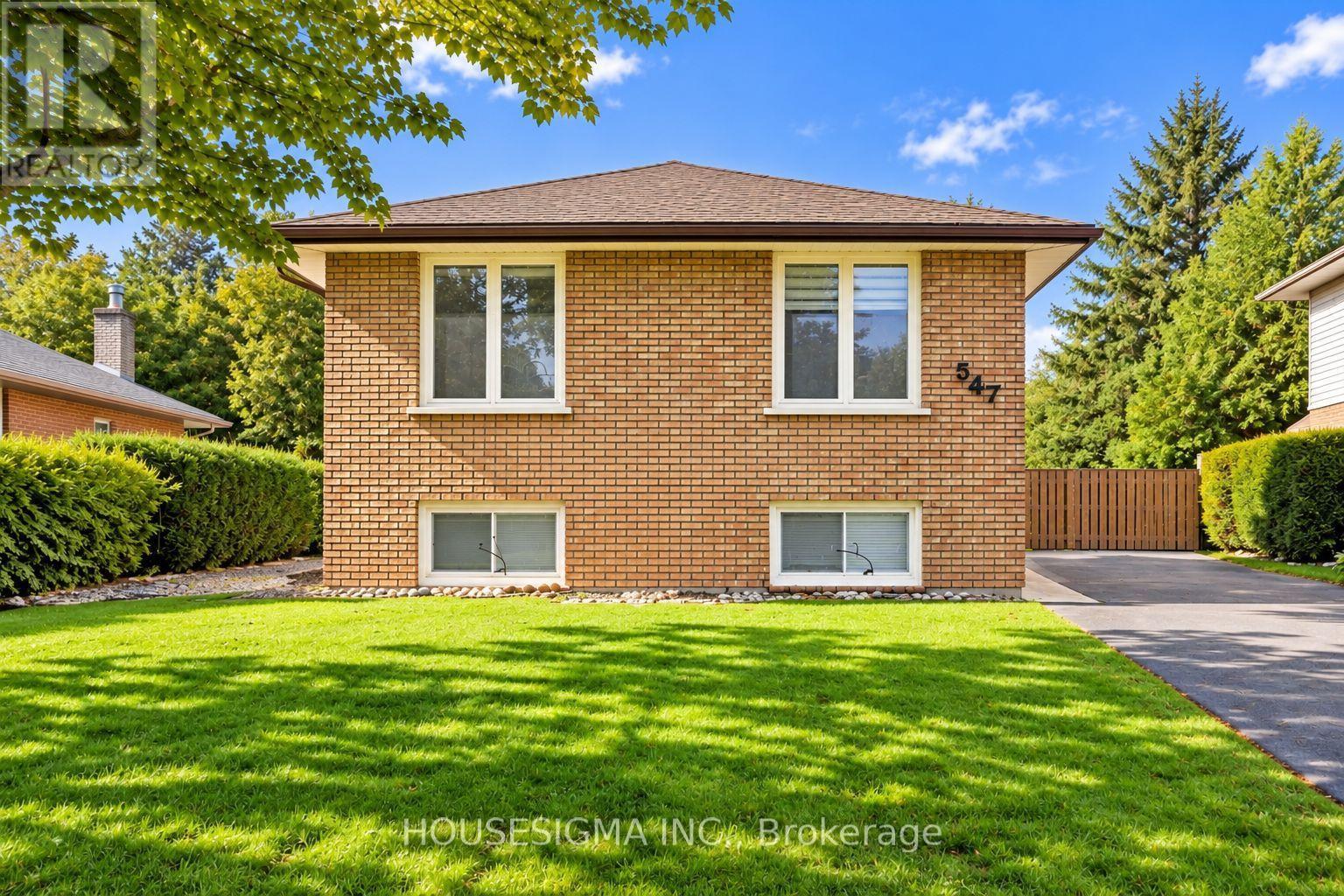 MLS® listing #30240448 for sale located at 547 BARNES CRESCENT
