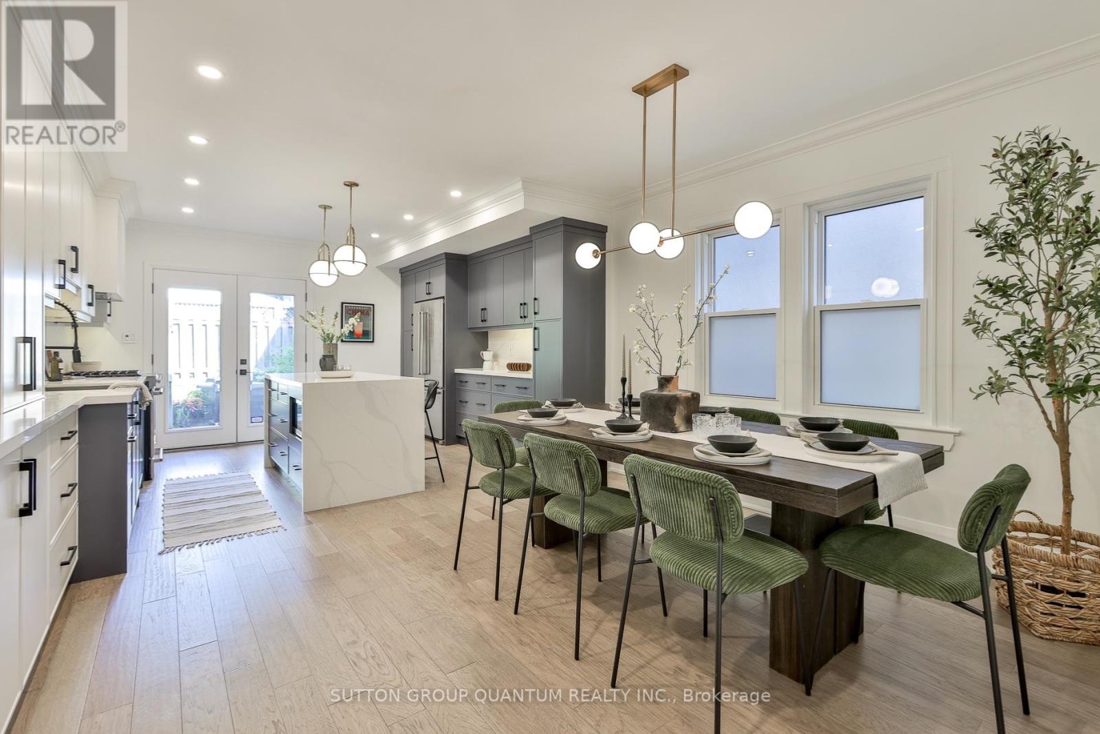 MLS® listing #30241246 for sale located at 110 CASTLEFIELD AVENUE