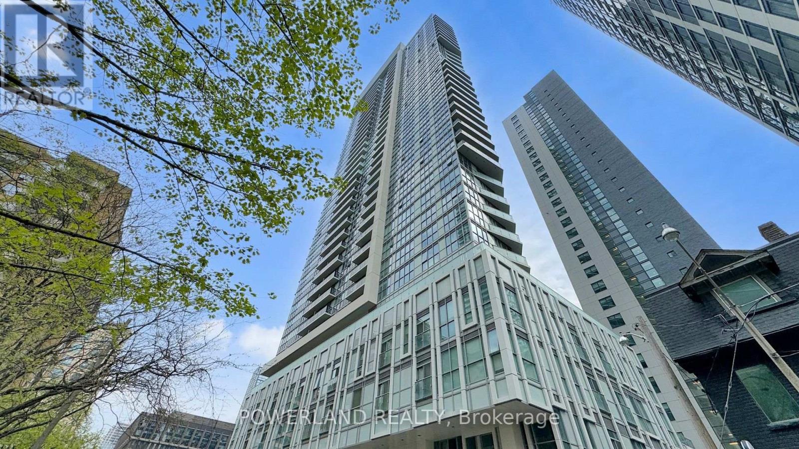 MLS® listing #30241263 for sale located at 1001 - 77 MUTUAL STREET