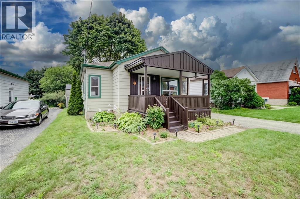 MLS® listing #30241283 for sale located at 176 EDWIN Street