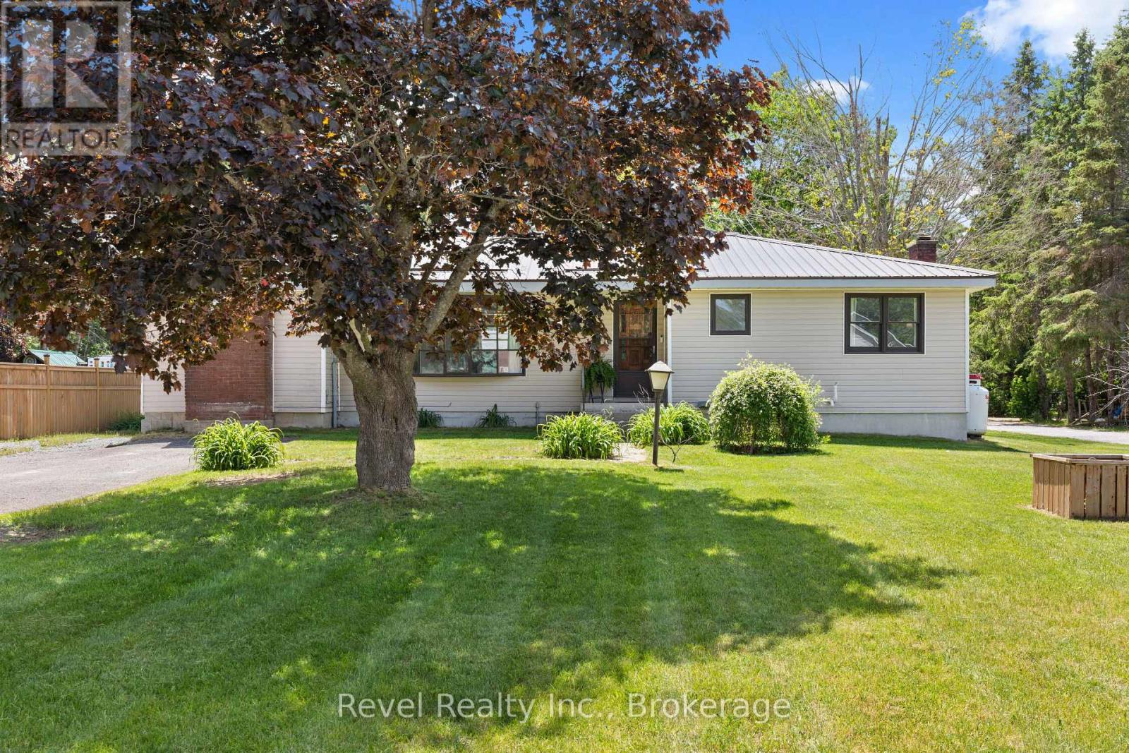 MLS® listing #30241402 for sale located at 101 BOLSOVER ROAD
