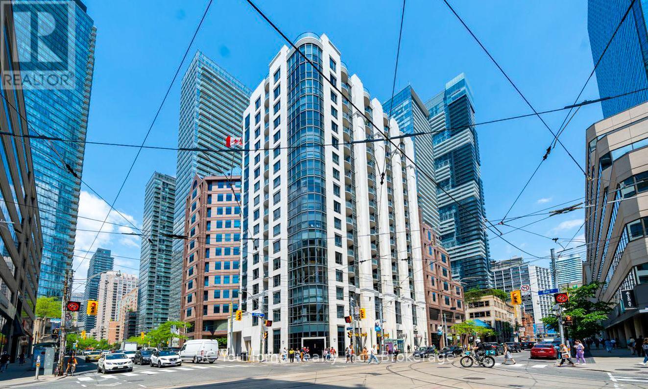 MLS® listing #30241407 for sale located at 607 - 801 BAY STREET
