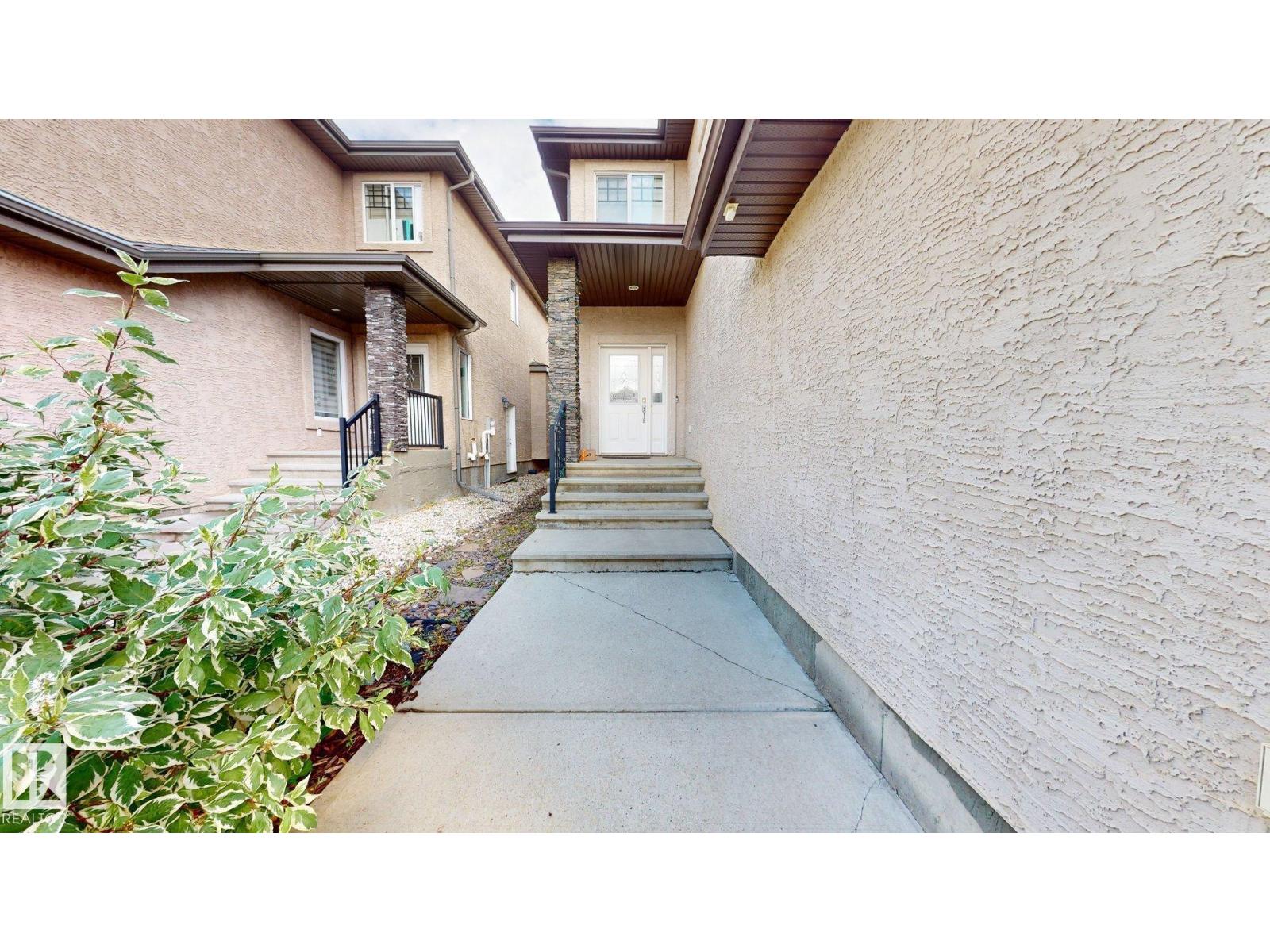 MLS® listing #30241576 for sale located at 1232 CUNNINGHAM DR SW