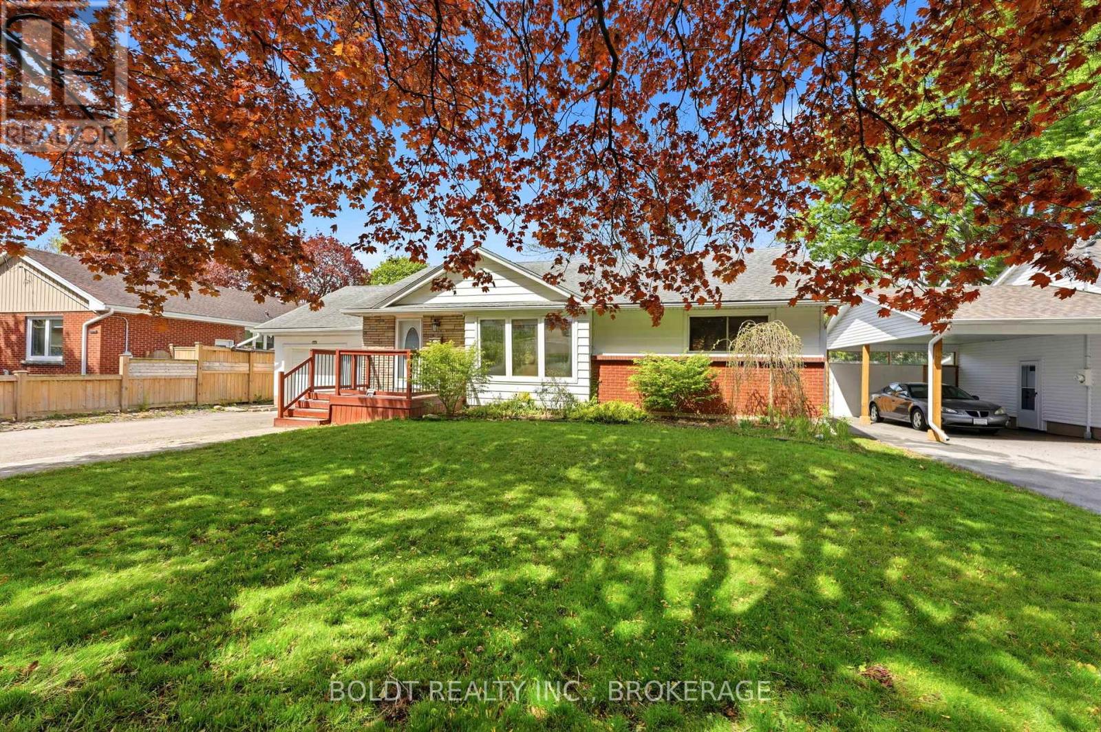 MLS® listing #30241583 for sale located at 23 WOODELM DRIVE
