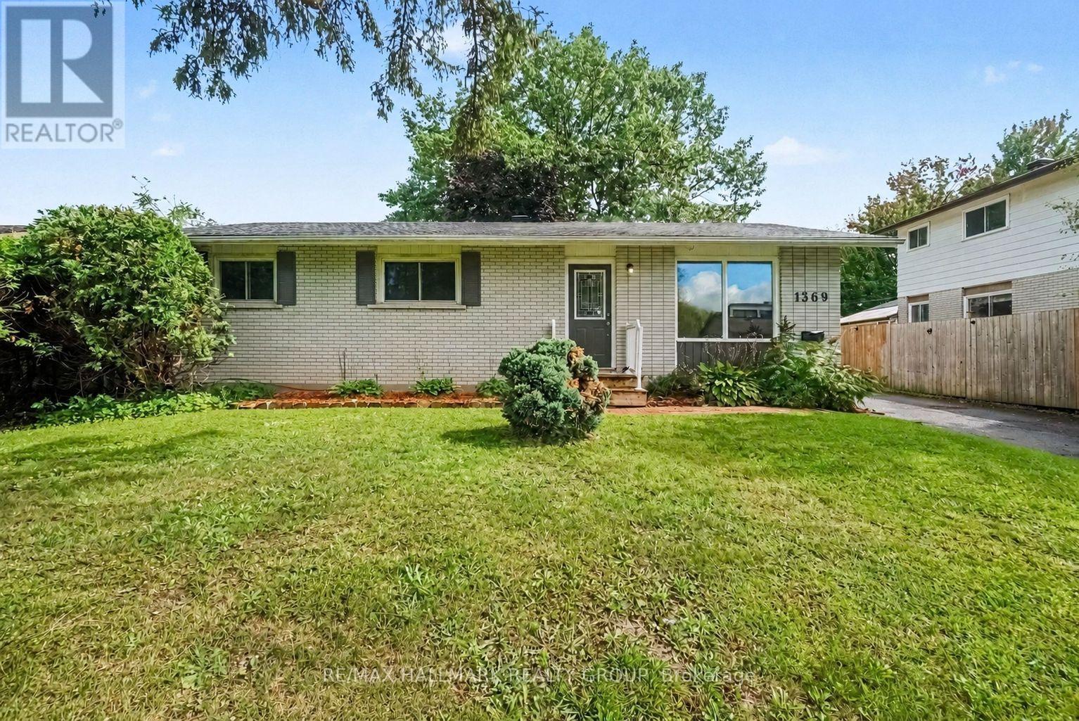 MLS® listing #30241937 for sale located at 1369 DUFORD DRIVE