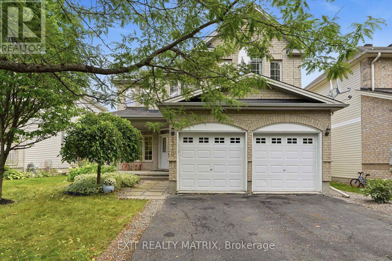 MLS® listing #30241975 for sale located at 2310 GLANDRIEL CRESCENT