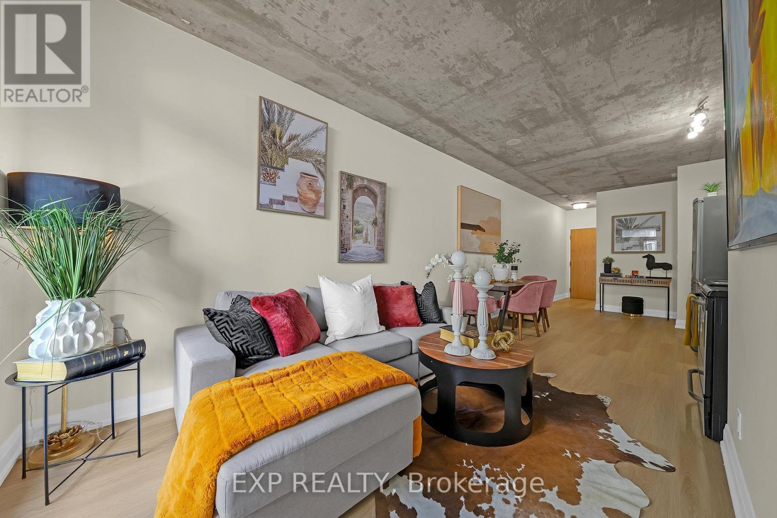 MLS® listing #30242601 for sale located at 403 - 150 SUDBURY STREET