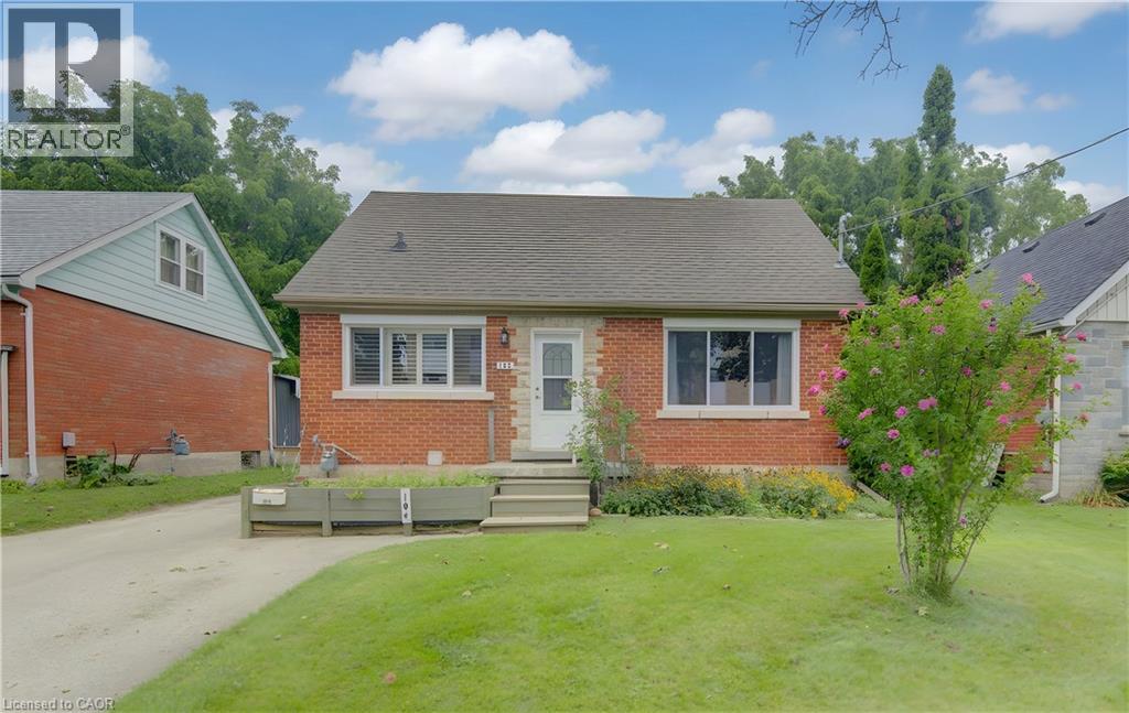 MLS® listing #30242634 for sale located at 104 MAUSSER Avenue
