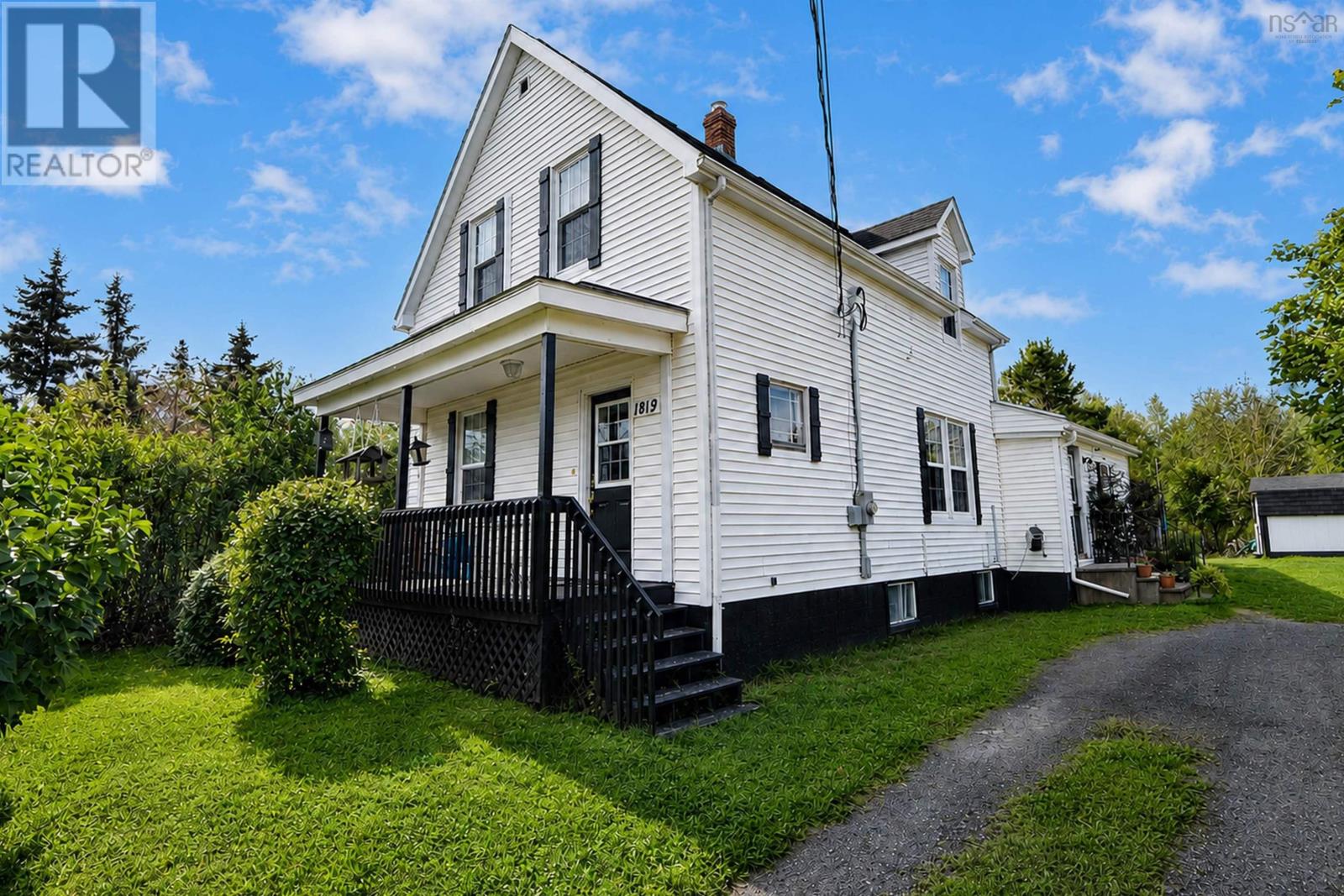 MLS® listing #30243130 for sale located at 1819 Park Street