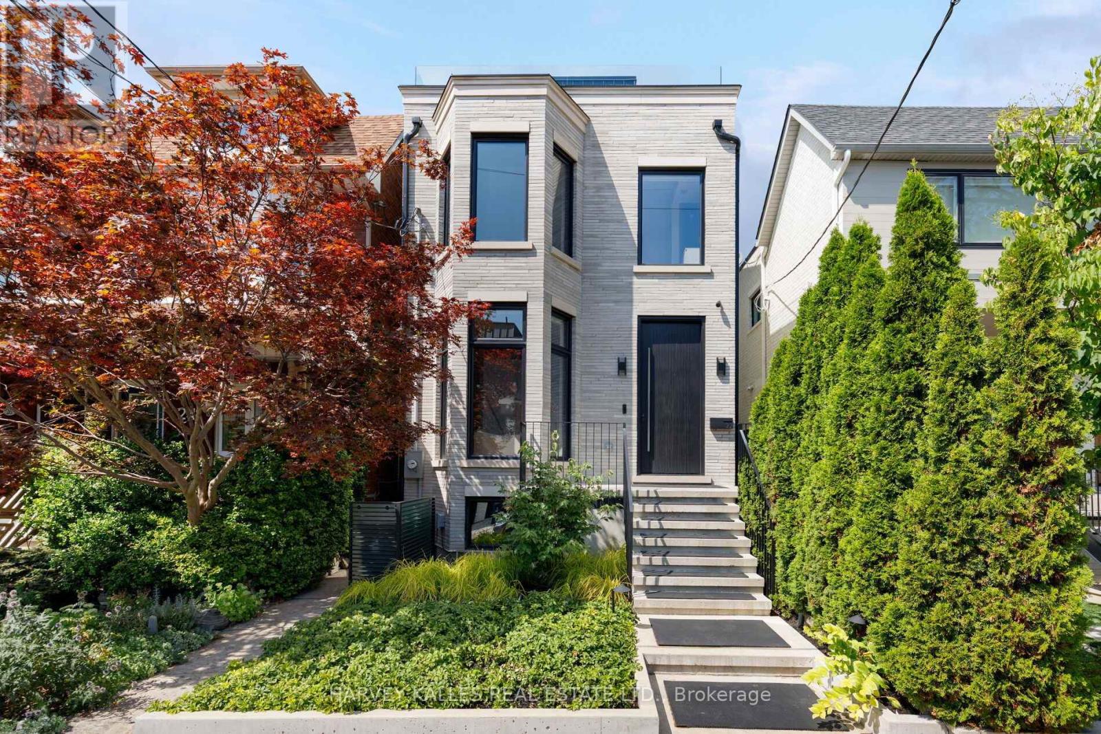 MLS® listing #30243638 for sale located at 22 FOXLEY STREET